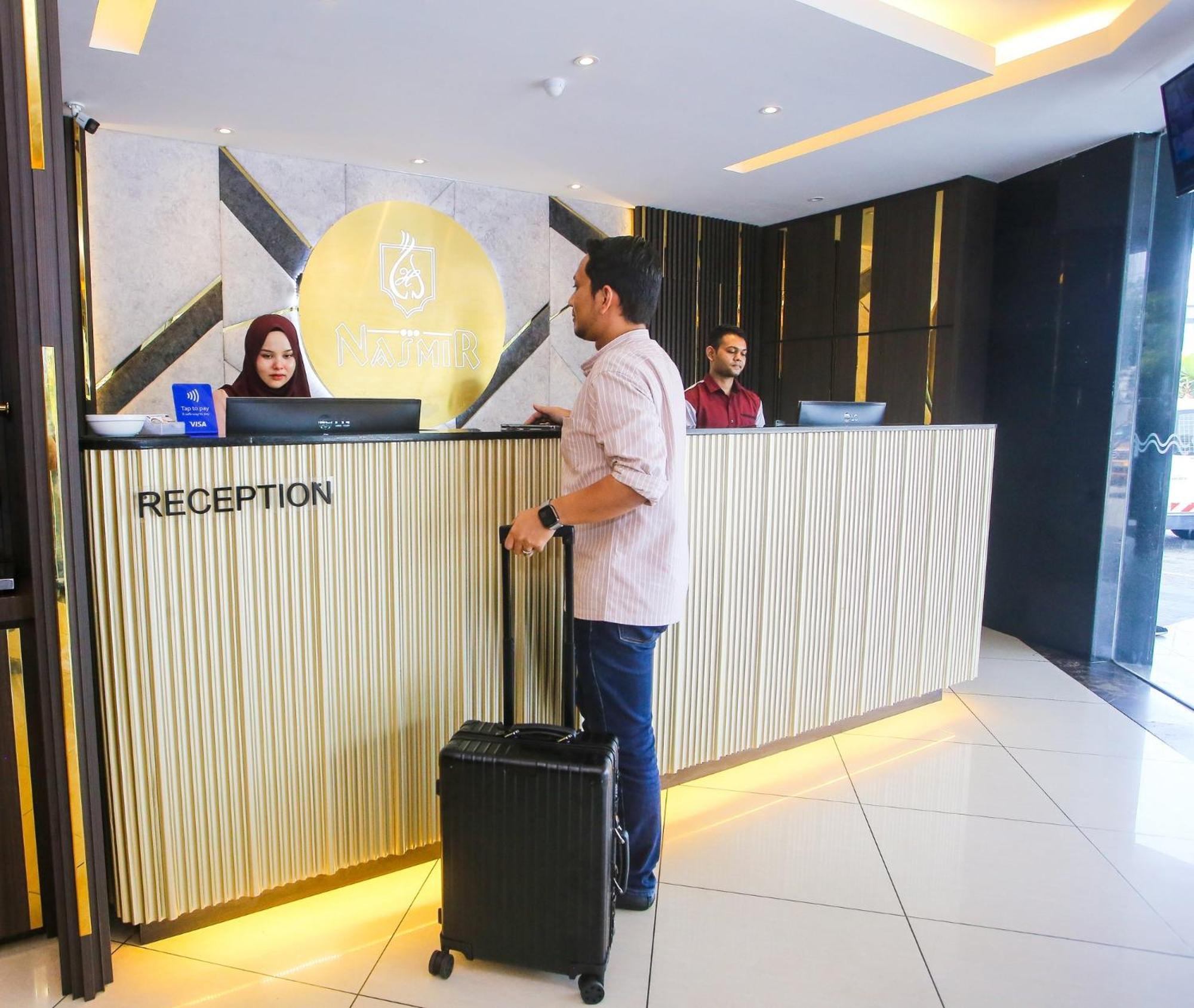Golden Nasmir Hotel Bukit Mertajam Exteriör bild
